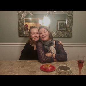 Meet your Posher, Julia